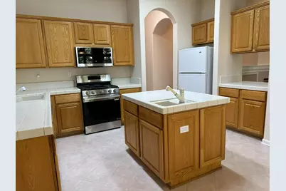 216 Mustang Ct, Roseville, CA 95747 - Photo 11