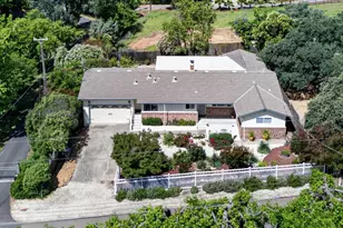 8133 E Peerless Ave, Orangevale, CA 95662 - Photo 1