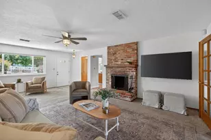8133 E Peerless Ave, Orangevale, CA 95662 - Photo 13