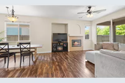 2253 Bradburn Drive, Sacramento, CA 95835 - Photo 7