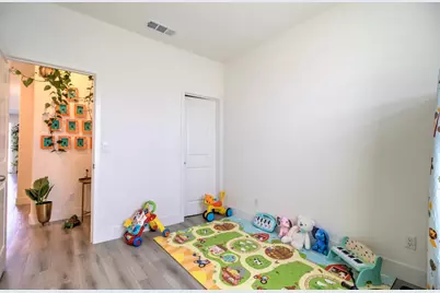 15581 Kellogg Creek Court, Lathrop, CA 95330 - Photo 13