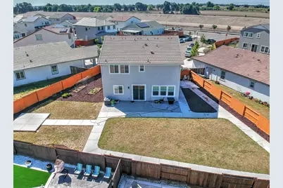 15581 Kellogg Creek Court, Lathrop, CA 95330 - Photo 7