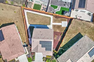 15581 Kellogg Crk Ct, Lathrop, CA 95330 - Photo 5
