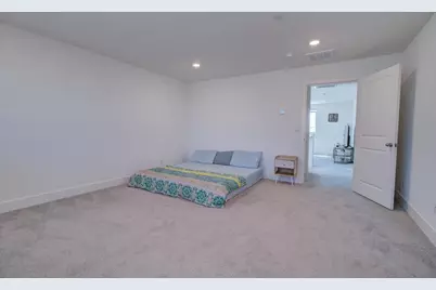 15581 Kellogg Creek Court, Lathrop, CA 95330 - Photo 31