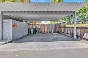 3960 Oak Villa Cir, Carmichael, CA 95608 - Photo 25