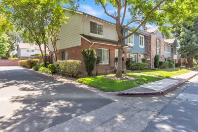 3960 Oak Villa Circle, Carmichael, CA 95608 - Photo 3