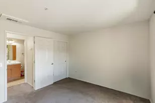 7283 Florin Mall Dr, Sacramento, CA 95823 - Photo 11