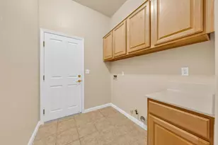 9282 Monmouth Ct, Elk Grove, CA 95758 - Photo 43
