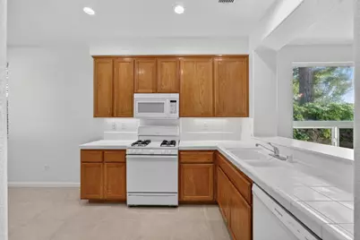 3203 Europa Street, Roseville, CA 95661 - Photo 15