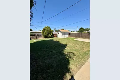 909 E Lincoln Avenue, Madera, CA 93638 - Photo 13