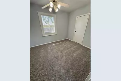 909 E Lincoln Avenue, Madera, CA 93638 - Photo 7