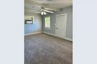 909 E Lincoln Avenue, Madera, CA 93638 - Photo 9