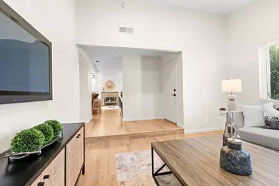 8940 Red Leaf Way, Sacramento, CA 95826 - Photo 7