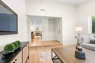 8940 Red Leaf Way, Sacramento, CA 95826 - Photo 7
