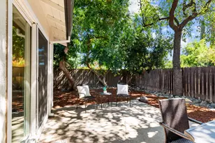 8940 Red Leaf Way, Sacramento, CA 95826 - Photo 33