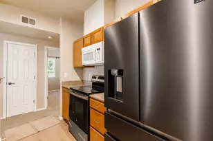 4200 E Commerce Way, Sacramento, CA 95834 - Photo 27