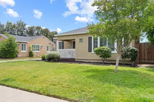 5530 E St, Sacramento, CA 95819 - Photo 23