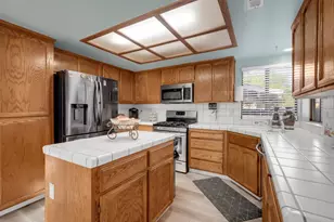 2809 Fleming Ct, Modesto, CA 95356 - Photo 9