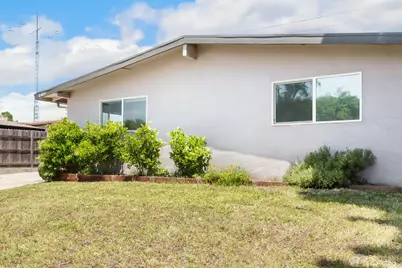 6404 La Cienega Drive, North Highlands, CA 95660 - Photo 3