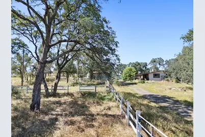 12360 Cheyenne Drive, Burson, CA 95225 - Photo 43