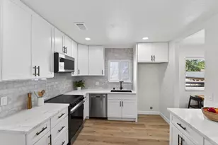 3217 43rd St, Sacramento, CA 95817 - Photo 19
