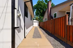 3217 43rd St, Sacramento, CA 95817 - Photo 5