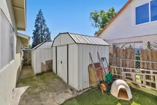 3142 Rosemont Dr, Sacramento, CA 95826 - Photo 35