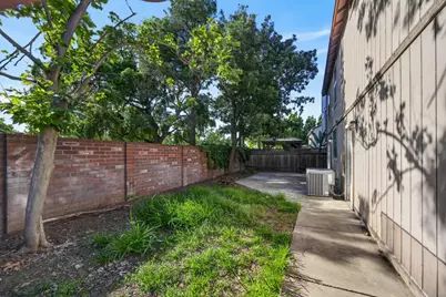 9572 S Coast Lane, Elk Grove, CA 95758 - Photo 17