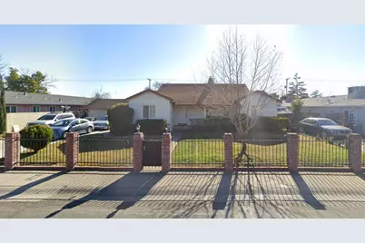 2076 20th Avenue, Sacramento, CA 95822 - Photo 1