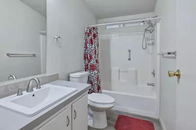 La Perla Drive, Modesto, CA 95357 - Photo 23