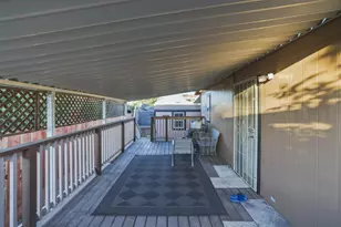 La Perla Dr, Modesto, CA 95357 - Photo 31