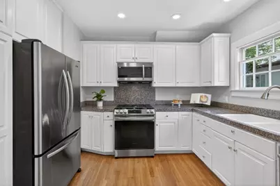 2702 Donner Way, Sacramento, CA 95818 - Photo 25