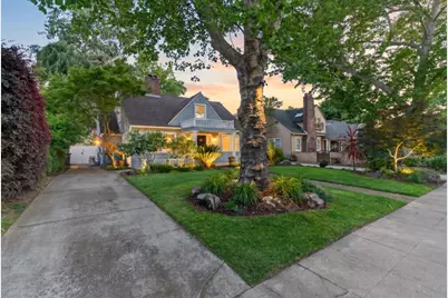 2702 Donner Way, Sacramento, CA 95818 - Photo 3