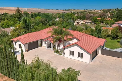 701 Sterling Court, El Dorado Hills, CA 95762 - Photo 1
