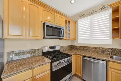 5523 Tamarindo Lane, Elk Grove, CA 95758 - Photo 41