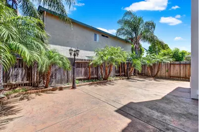 5523 Tamarindo Lane, Elk Grove, CA 95758 - Photo 67