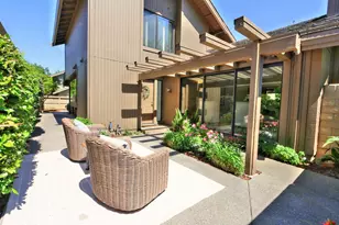 2058 Promontory Point Ln, Gold River, CA 95670 - Photo 3