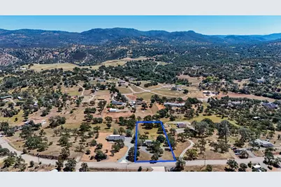 10448 Lozano Street, Coulterville, CA 95311 - Photo 5