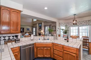 7613 Glenbain Way, Elk Grove, CA 95758 - Photo 47