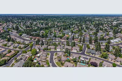 7613 Glenbain Way, Elk Grove, CA 95758 - Photo 41