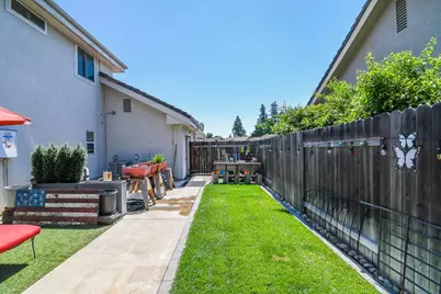 7613 Glenbain Way, Elk Grove, CA 95758 - Photo 97
