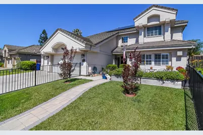 7613 Glenbain Way, Elk Grove, CA 95758 - Photo 13