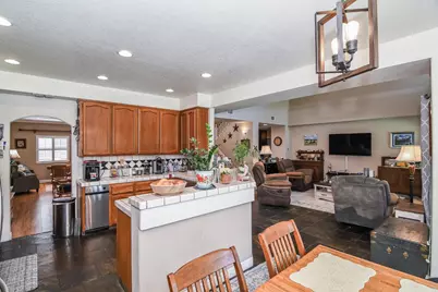 7613 Glenbain Way, Elk Grove, CA 95758 - Photo 43