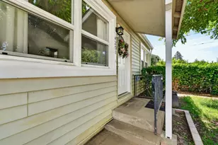 4201 56th St, Sacramento, CA 95820 - Photo 5