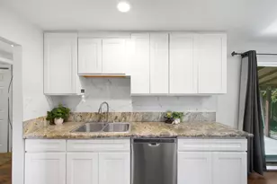 2757 Altos Ave, Sacramento, CA 95815 - Photo 19