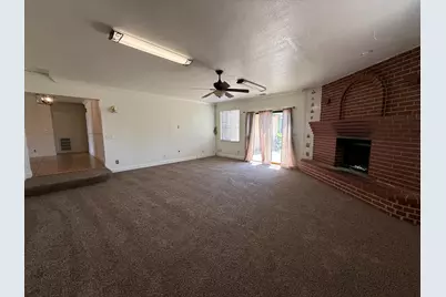7540 Lemon Hill Ave, Sacramento, CA 95824 - Photo 5