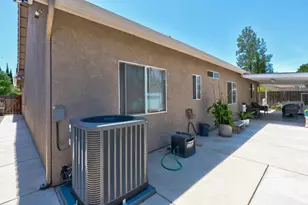1700 San Simeone Way, Los Banos, CA 93635 - Photo 37