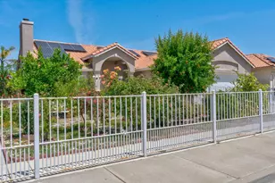 1700 San Simeone Way, Los Banos, CA 93635 - Photo 3
