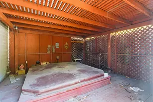 1823 W Acacia St, Stockton, CA 95203 - Photo 33