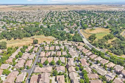 1176 Volonne Drive, Roseville, CA 95747 - Photo 41